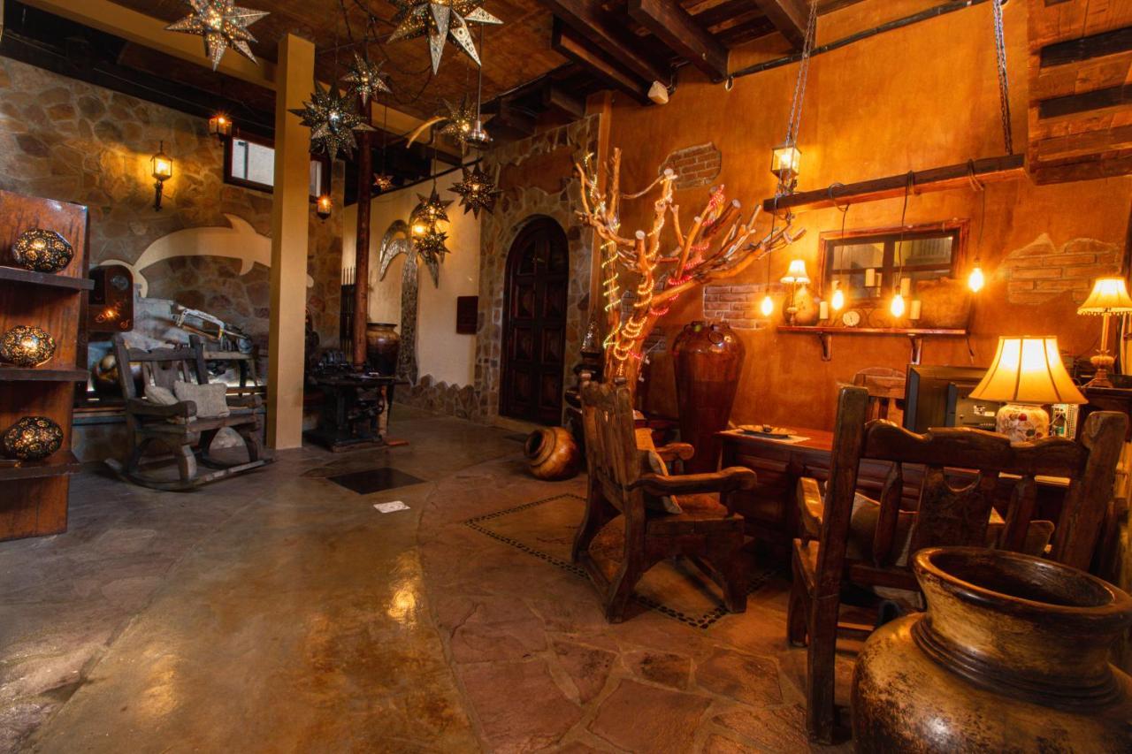 Flores Bed and breakfast La Paz